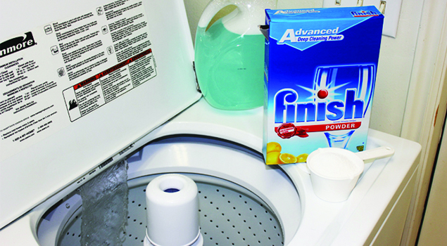 DIY Whitening Detergent